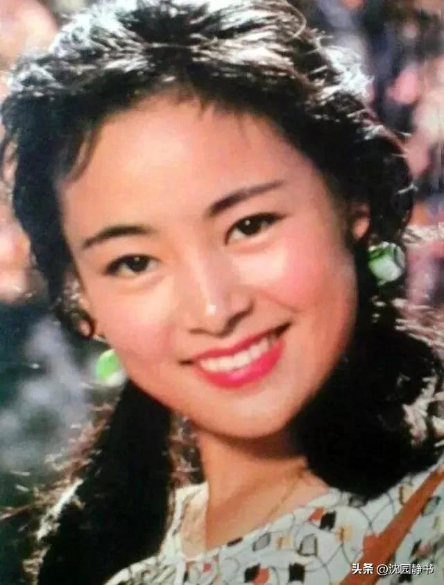 长得貌美如花演技不温不火女星,女明星惊艳时光的盛世美颜