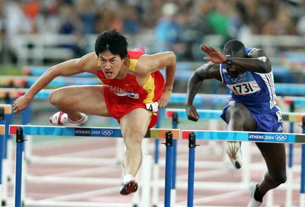 励志人物刘翔故事,刘翔民族英雄