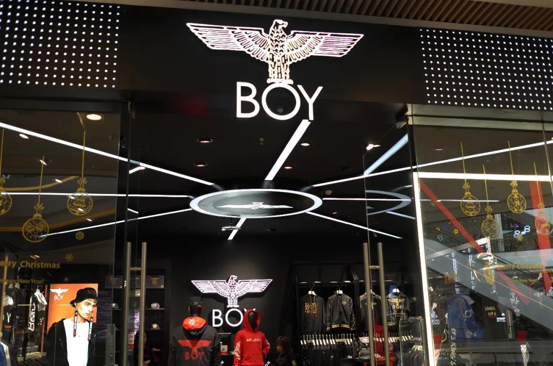 富二代穿衣法则,中国富二代标配衣服