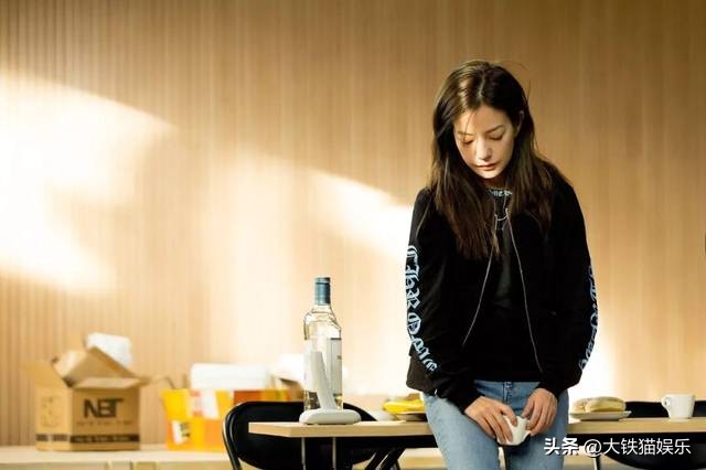 跌落神坛的6位童年偶像，个个花式“翻车”，没有一个人值得同情