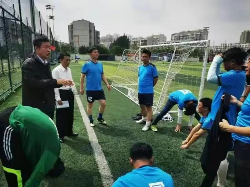 机关队施巧计以逸待劳门前杀千里奔无力回天