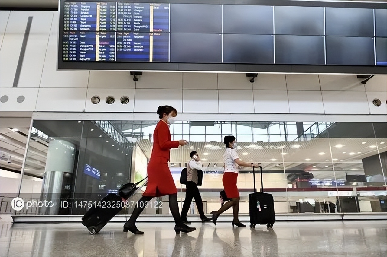 国泰航空公司英文,国泰航空是什么性质的企业