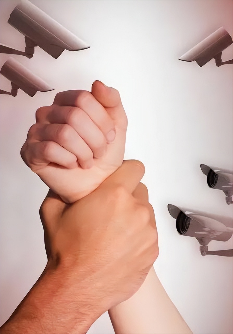 女孩被老板冤枉偷东西,女孩被老板冤枉偷东西电视剧