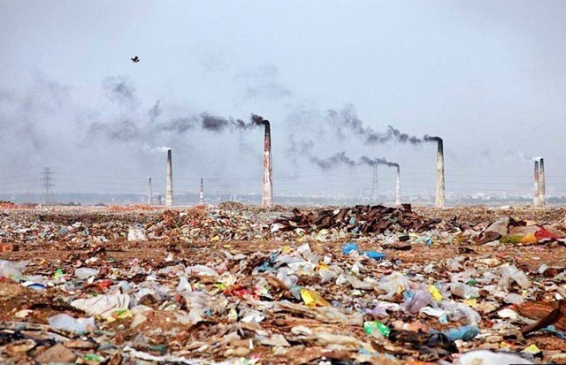 1995年，广州农妇疯狂投毒致18人中毒，都是迷信惹的祸