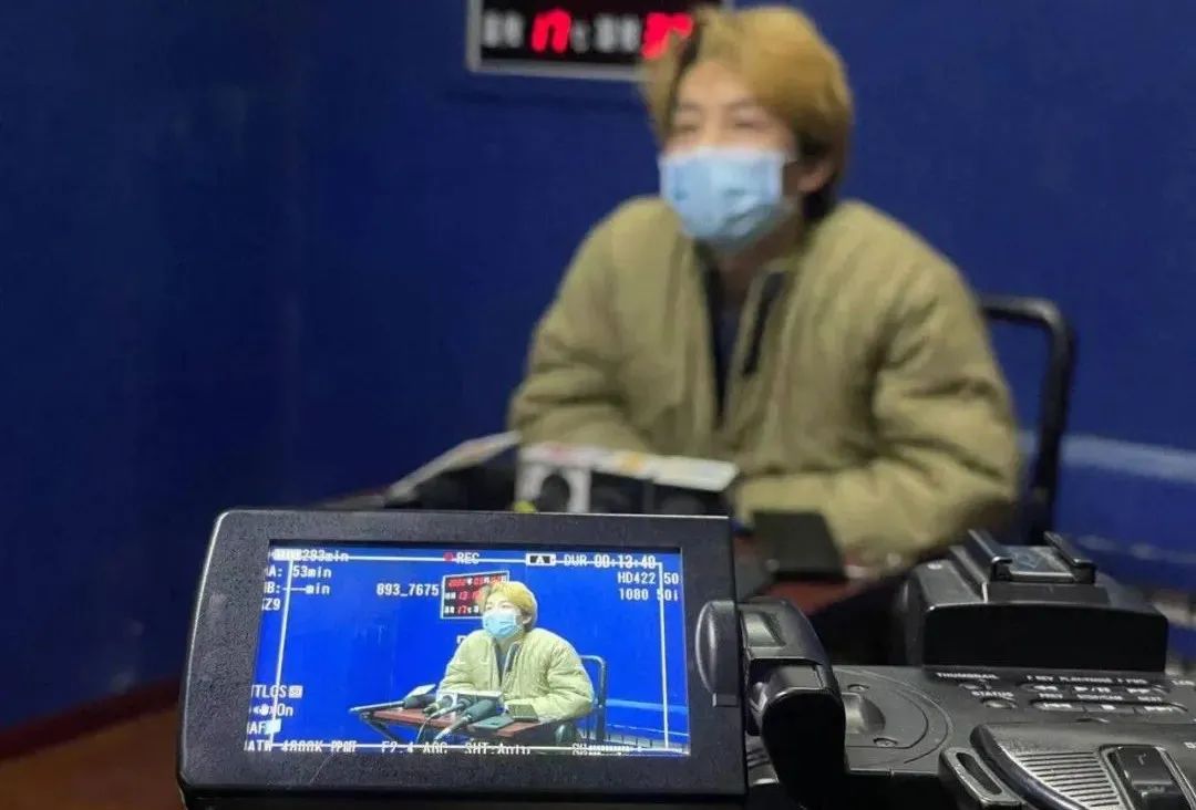 “包吃包住，月入过万，会电脑打字就行。”他心动了，结果…