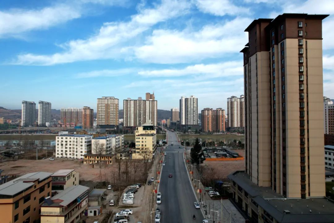 成县，蝶变中的幸福城