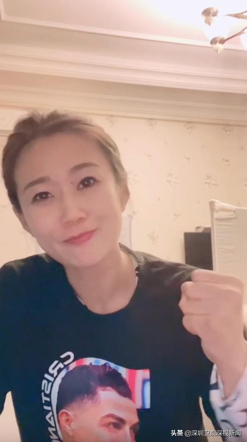 足球女孩深圳,12岁深圳足球女孩颠球