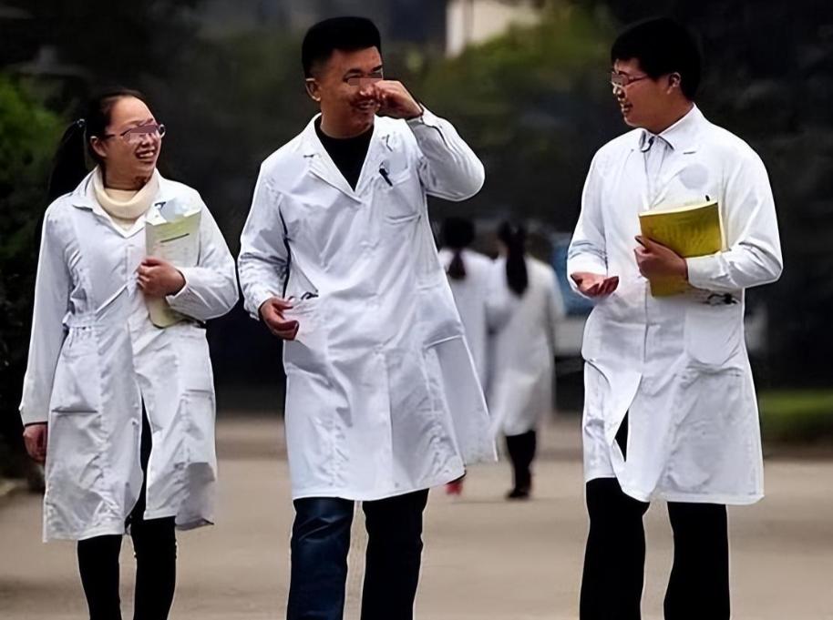 江苏发生一起恶性案件视频,男医生下药杀妻案事实