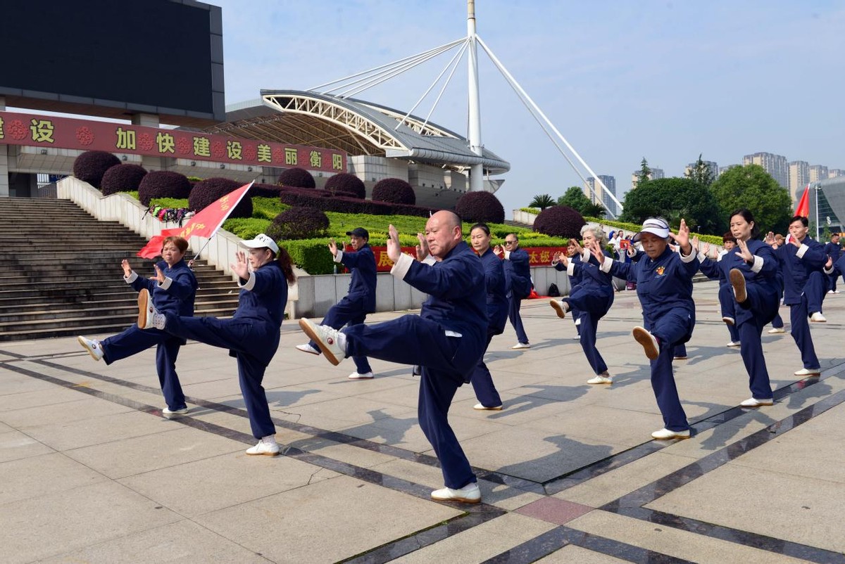 衡阳蒸湘区：品太极韵味享健康生活