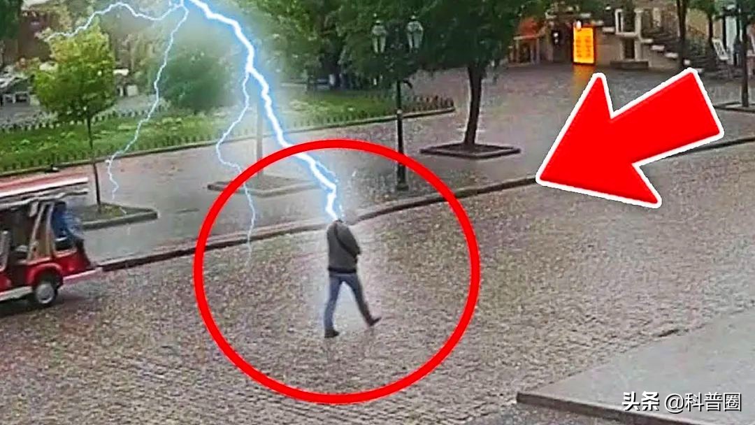 闪电的威力到底有多大劈到人,闪电的可怕威力