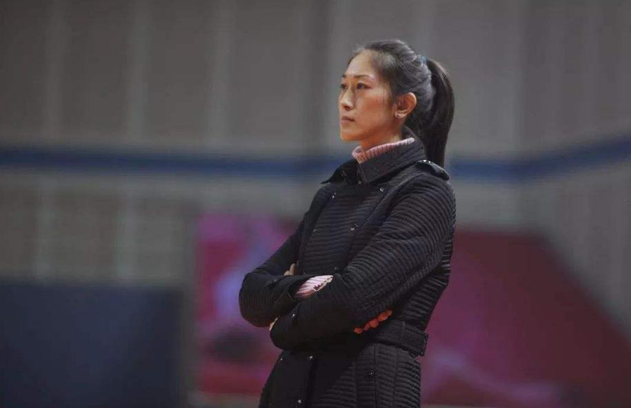 王治郅隋菲菲绯闻,篮球美女隋菲菲年轻照片