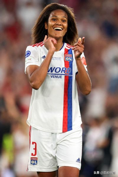 最美足球女运动员,世界十大美女足球运动员