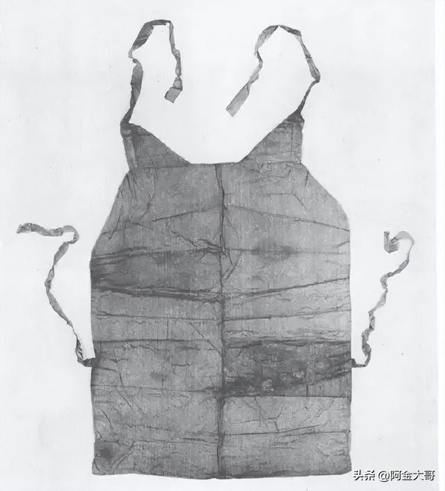 从夏朝至民国时期女性服饰变化,从秦汉到民国中国女性服饰的变迁