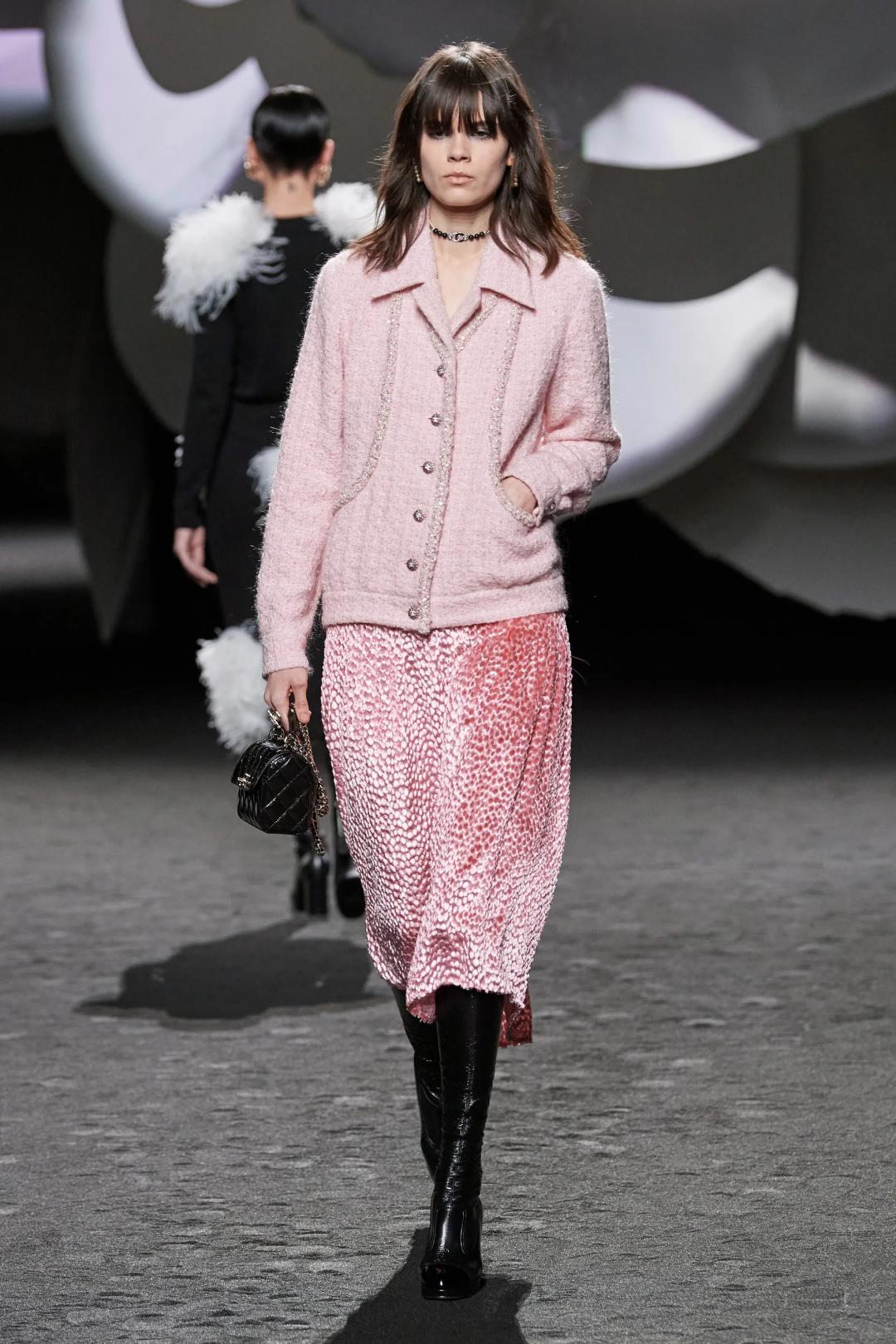 2023秋冬伦敦时装周收官,2022秋冬巴黎时装周什么时候开始