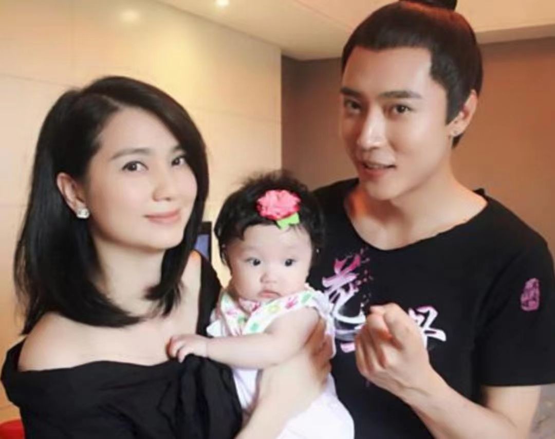 洪欣、毕滢张丹峰纠缠的5年丨三人资产大起底