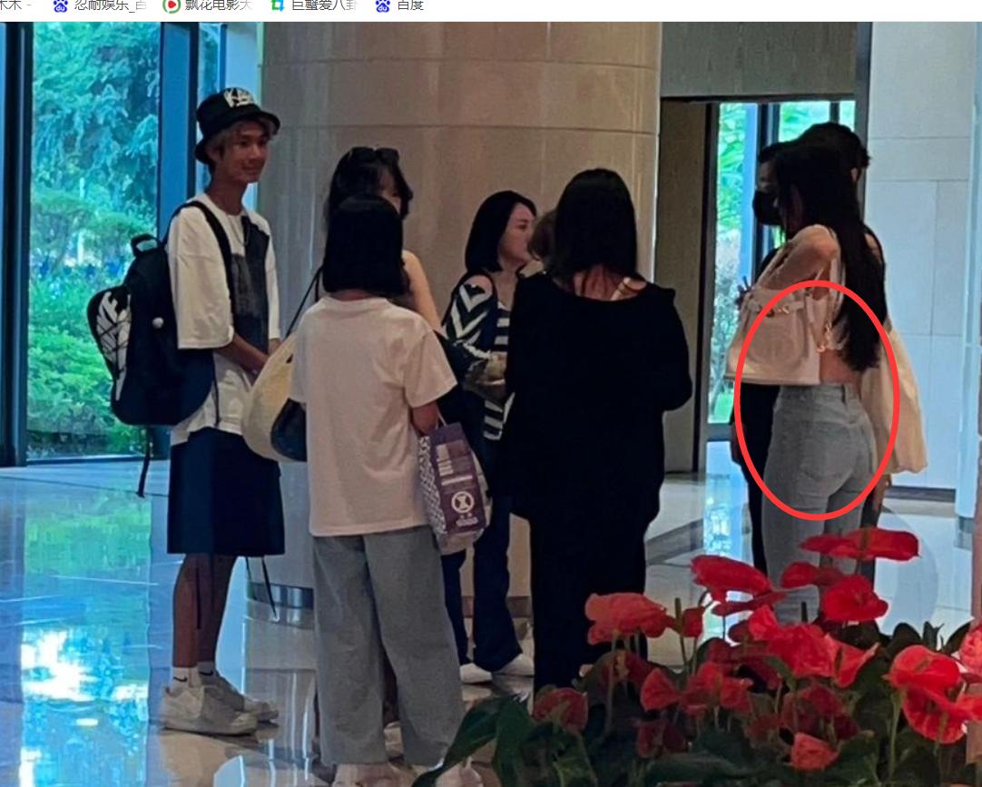 小s综艺做客大s汪小菲家,小s携全家游厦门小游戏