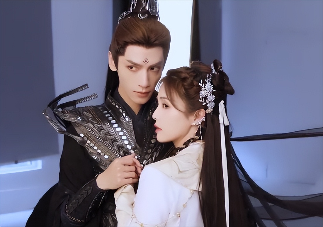 那些扮丑年轻却美若天仙女明星,曾经被嫌弃长得丑的女星