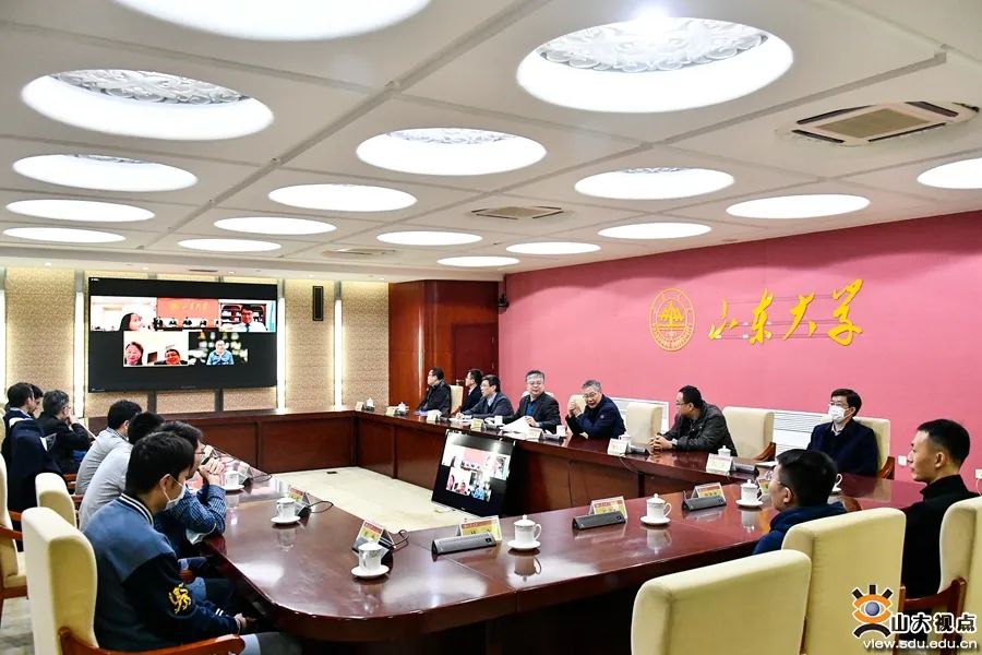 数学家张益唐北大演讲,华裔数学家张益唐与北大师生分享