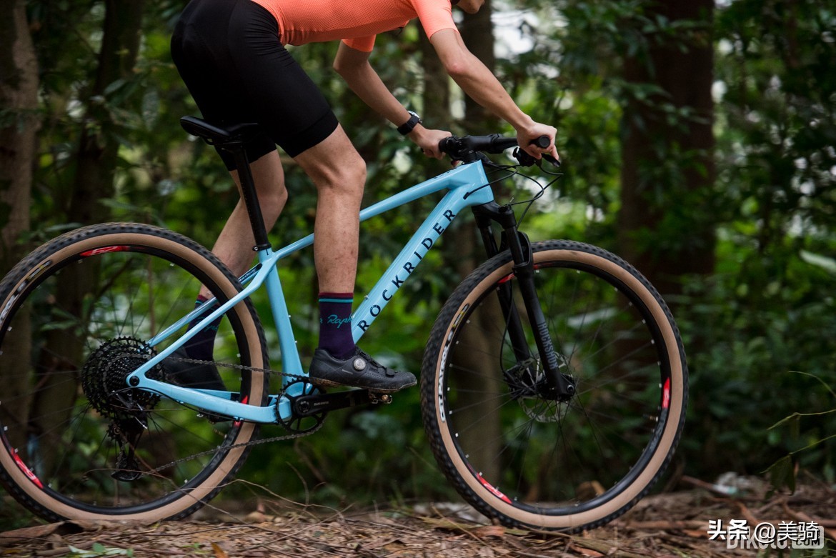 迪卡侬race900山地车测评,迪卡侬rockrider530山地车