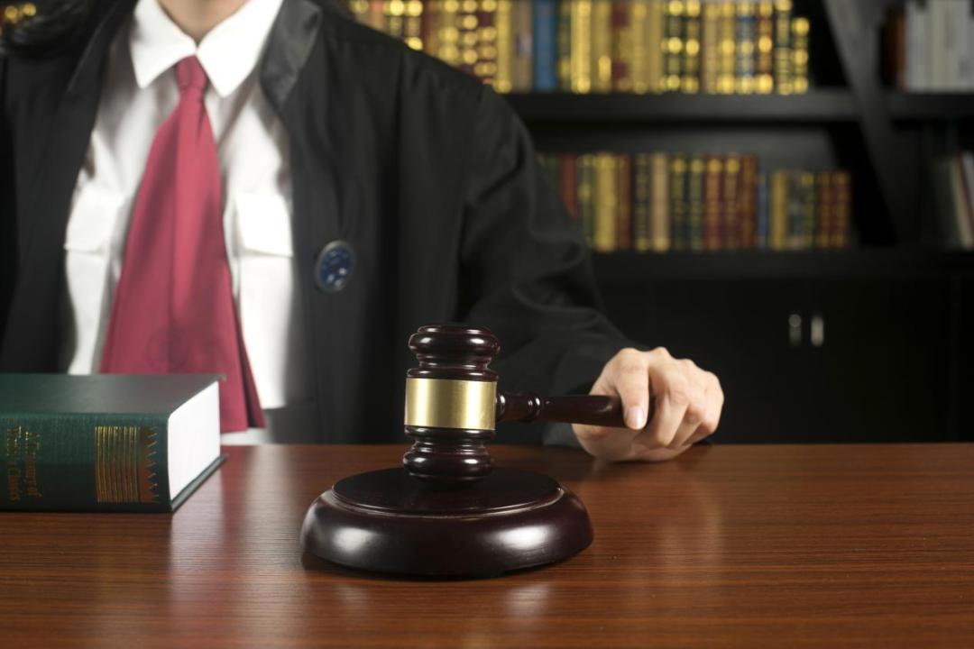 网上买的新冰箱有瑕疵怎么补偿,新买的冰箱坏了导致的损失