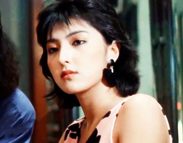 比王菲还厉害的女明星,比王菲还牛的女歌手