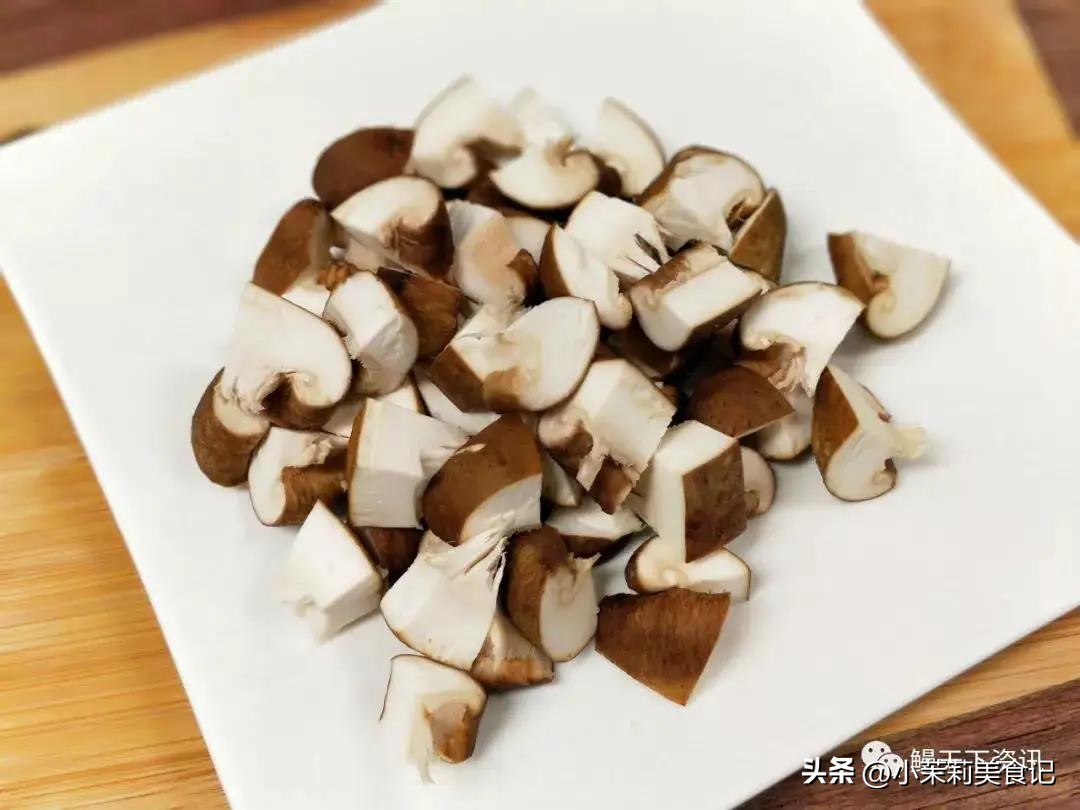 黑芝麻是不是高钙食物,补钙是白芝麻好还是牛奶好