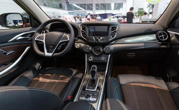 国产车和合资车差到哪里,国产车和合资车故障率对比