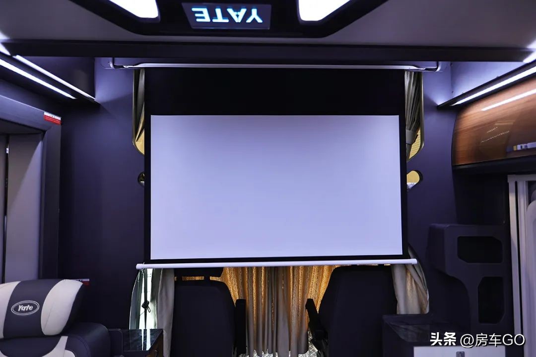 蓝牌c本房车内尺寸一般多少,蓝牌c照就能开的大号房车