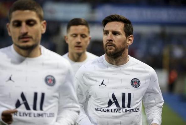 梅西发飙打架名场面,盘点球王梅西在球场上发怒的瞬间