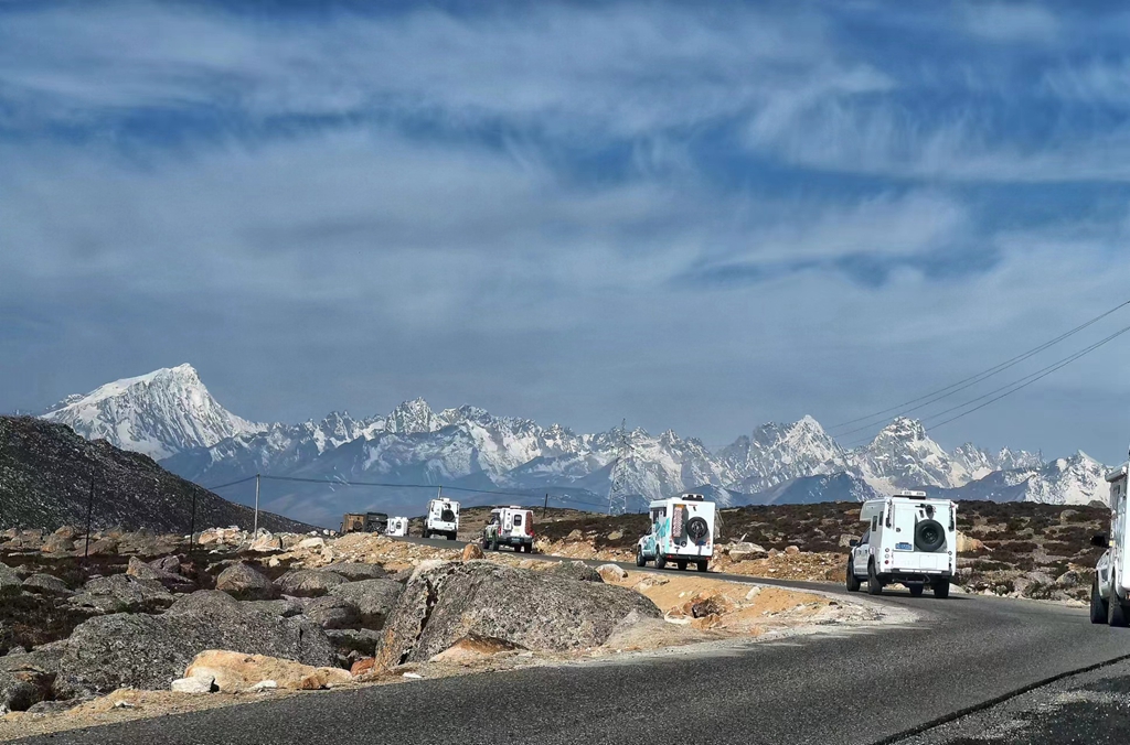 旅美速腾四驱越野皮卡房车价格,旅美速腾越野卡车房车官网