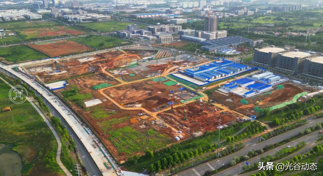 3个月不见,小米武汉科技园一期全面封顶