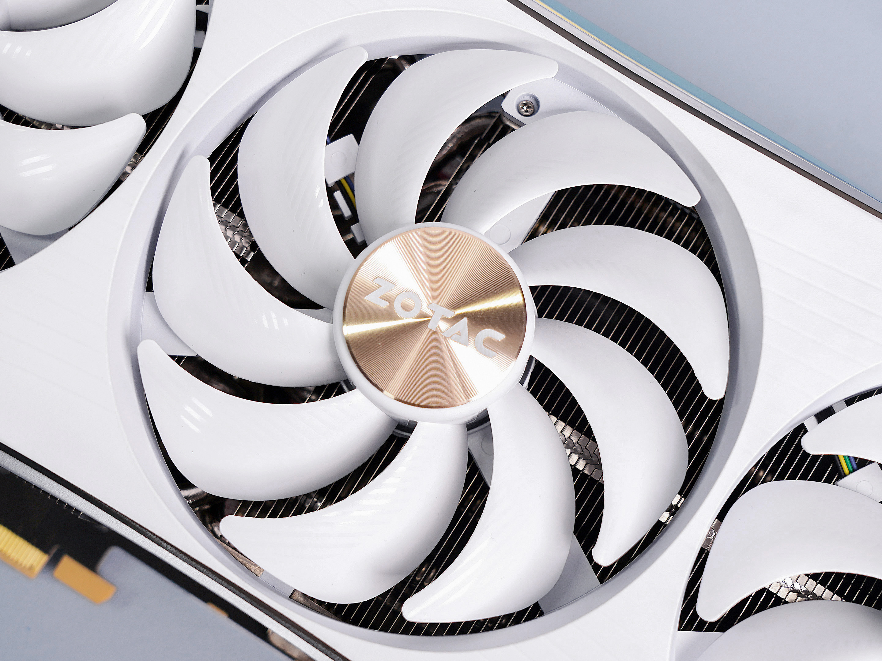 b760能跑满13600k睿频吗,b760天选可以上13700k吗