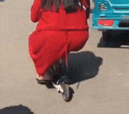 千万不要轻易穿抹胸吃火锅！: