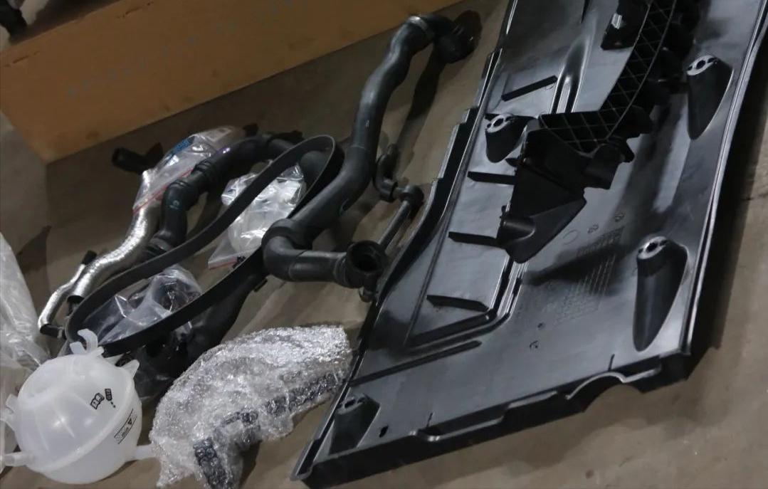 12年大众途观二手车翻新,大众途观外观塑料件翻新