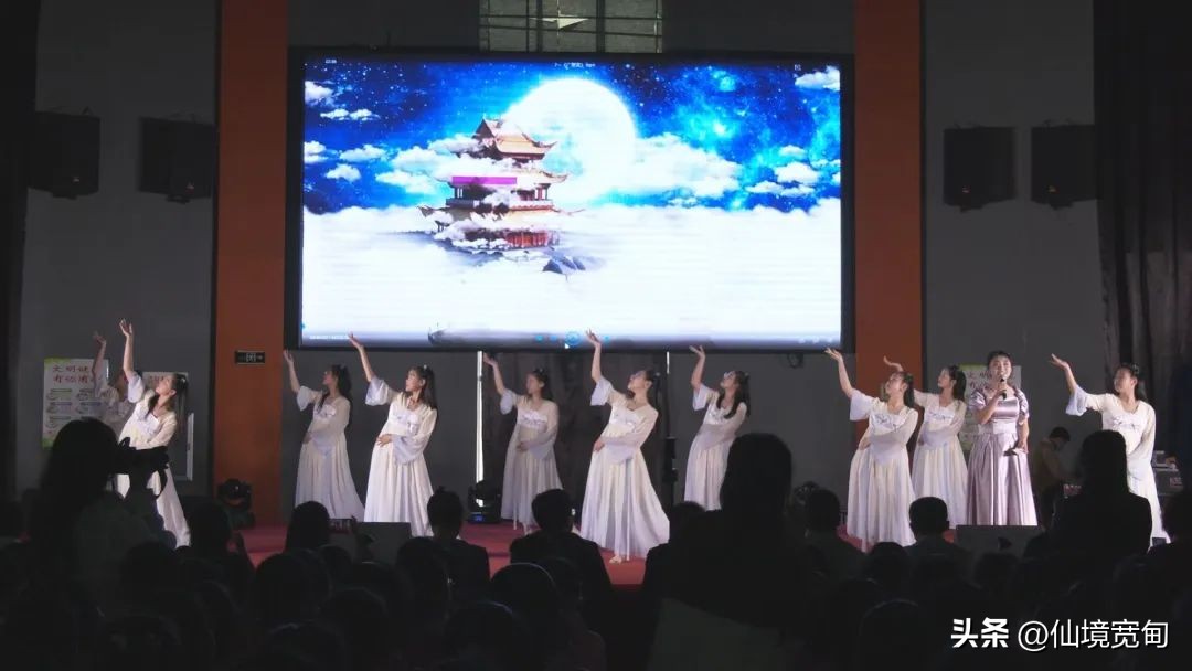 市二中校园文化艺术节,县第二中学校园艺术节