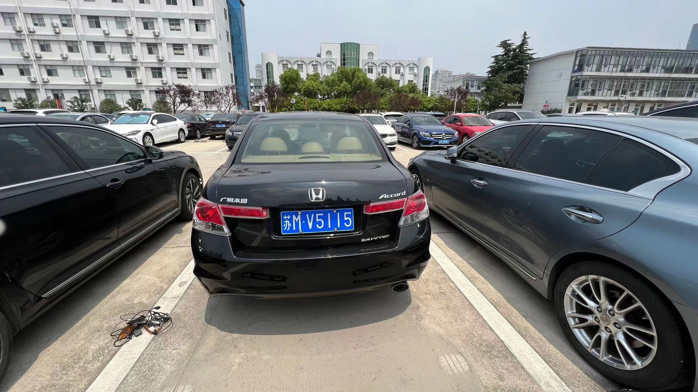 政府公务用车拍卖网站,公务用车报废拍卖在哪个网