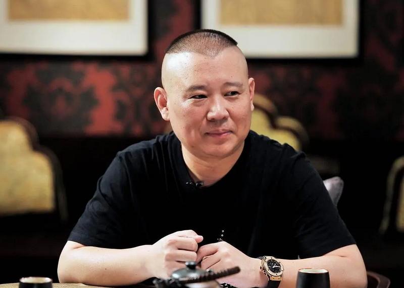 藏族歌手洛桑个人资料,藏族歌手洛桑照片大全