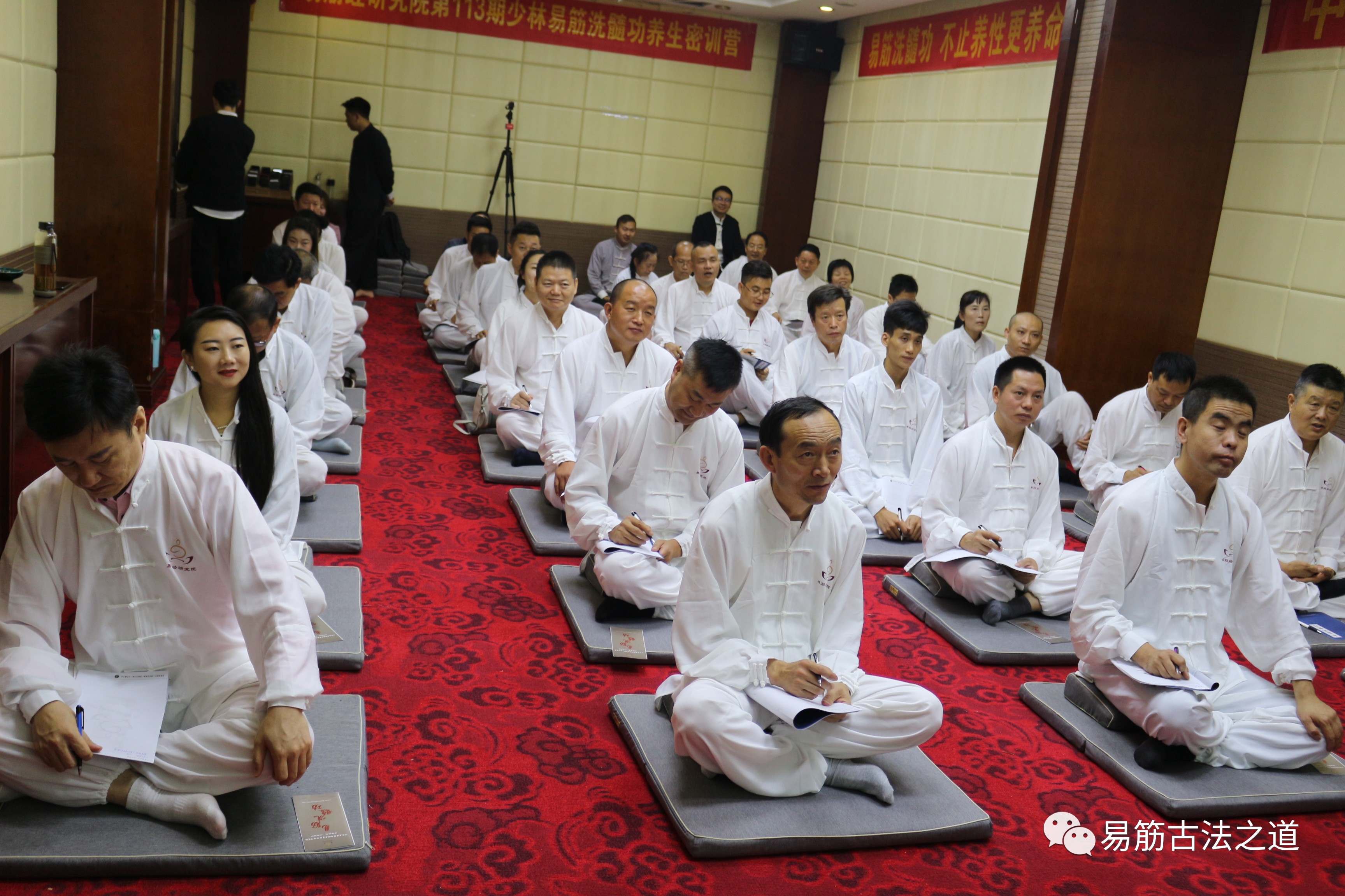 打坐如何做到深层次放松和入静,打坐入静方法如何快速入静