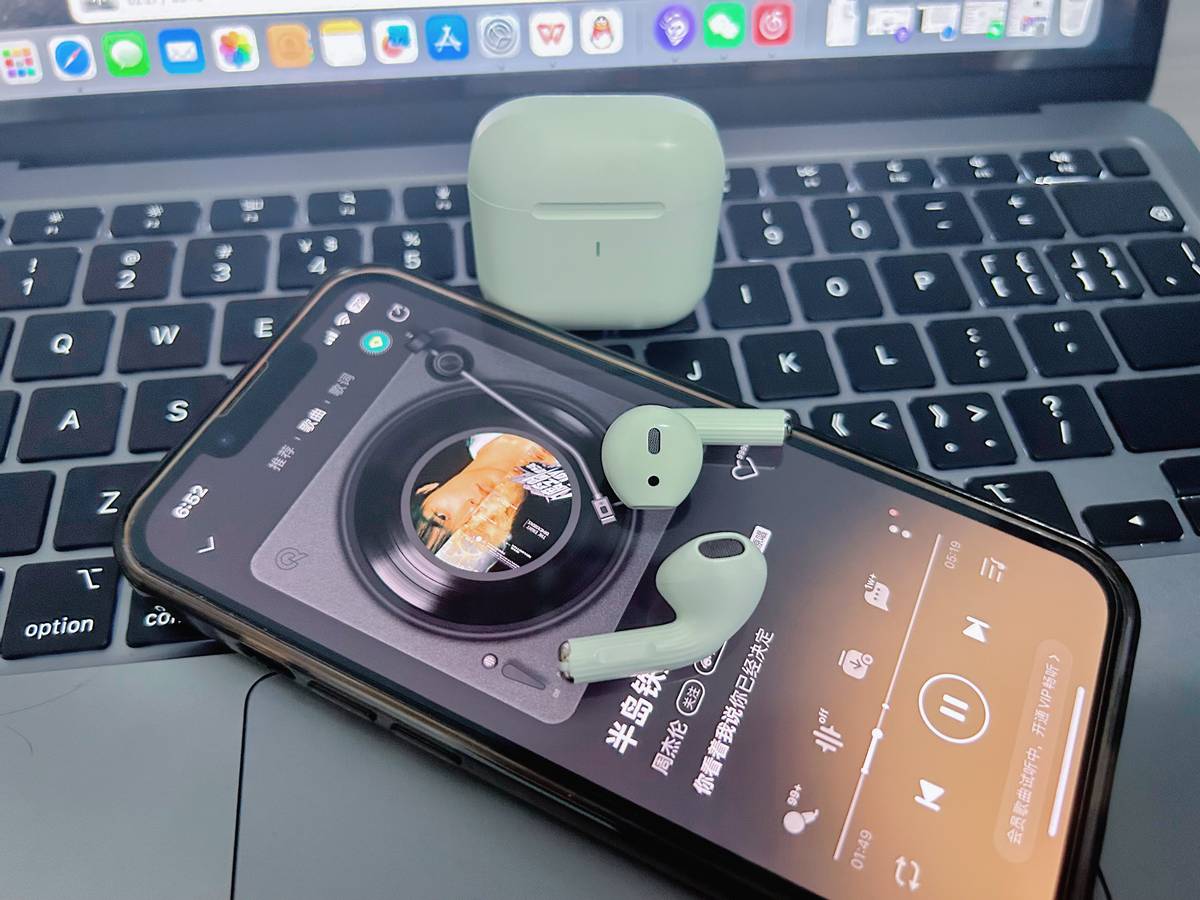 魅蓝blusmini功能介绍,魅蓝blusmini三个孔