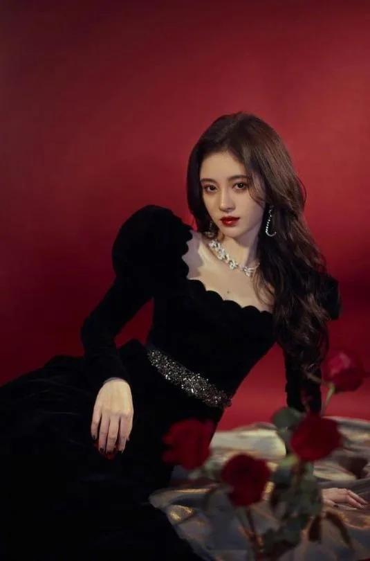 4000年第一美女鞠婧祎有没有整容,4000年美女鞠婧祎到底有没有整容