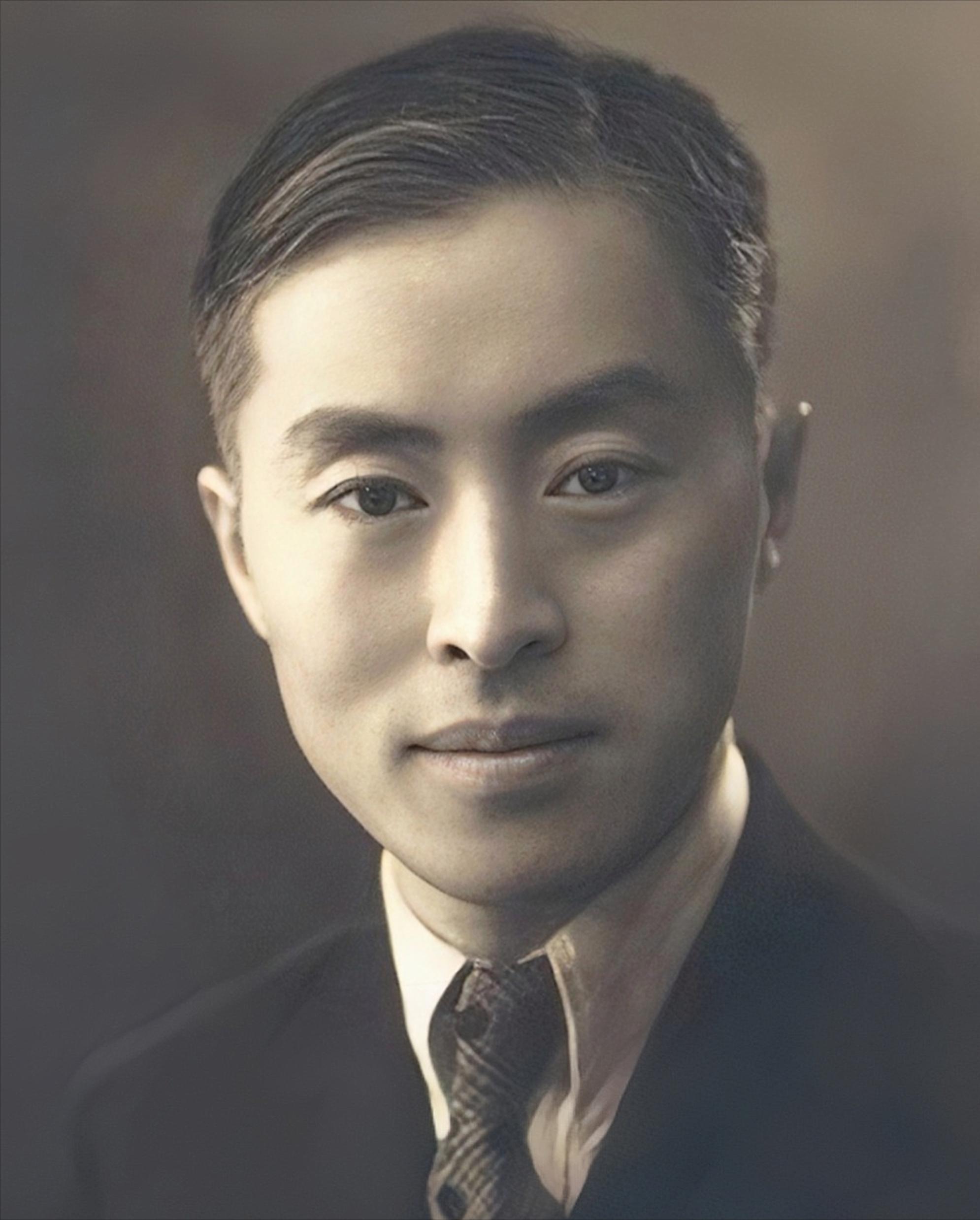 1950年甘肃一影院检票员被捕，审讯后暴露身份：杀害陈潭秋的凶手