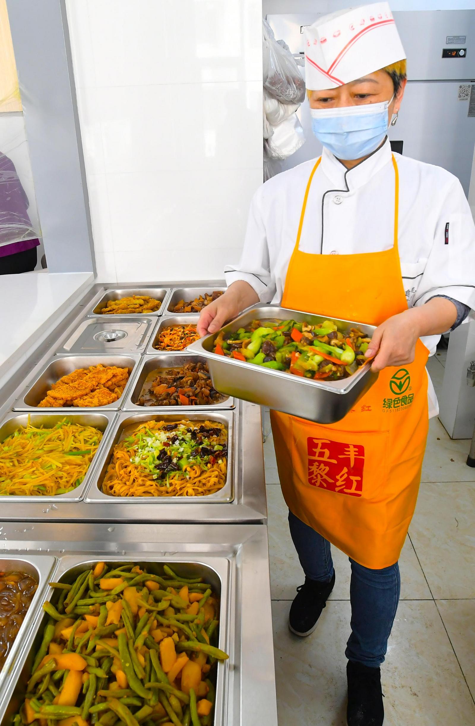 沈阳社区养老食堂,沈阳社区食堂老人免费就餐