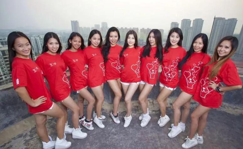 啦啦队舞在大型体育比赛中的作用及其影响因素分析