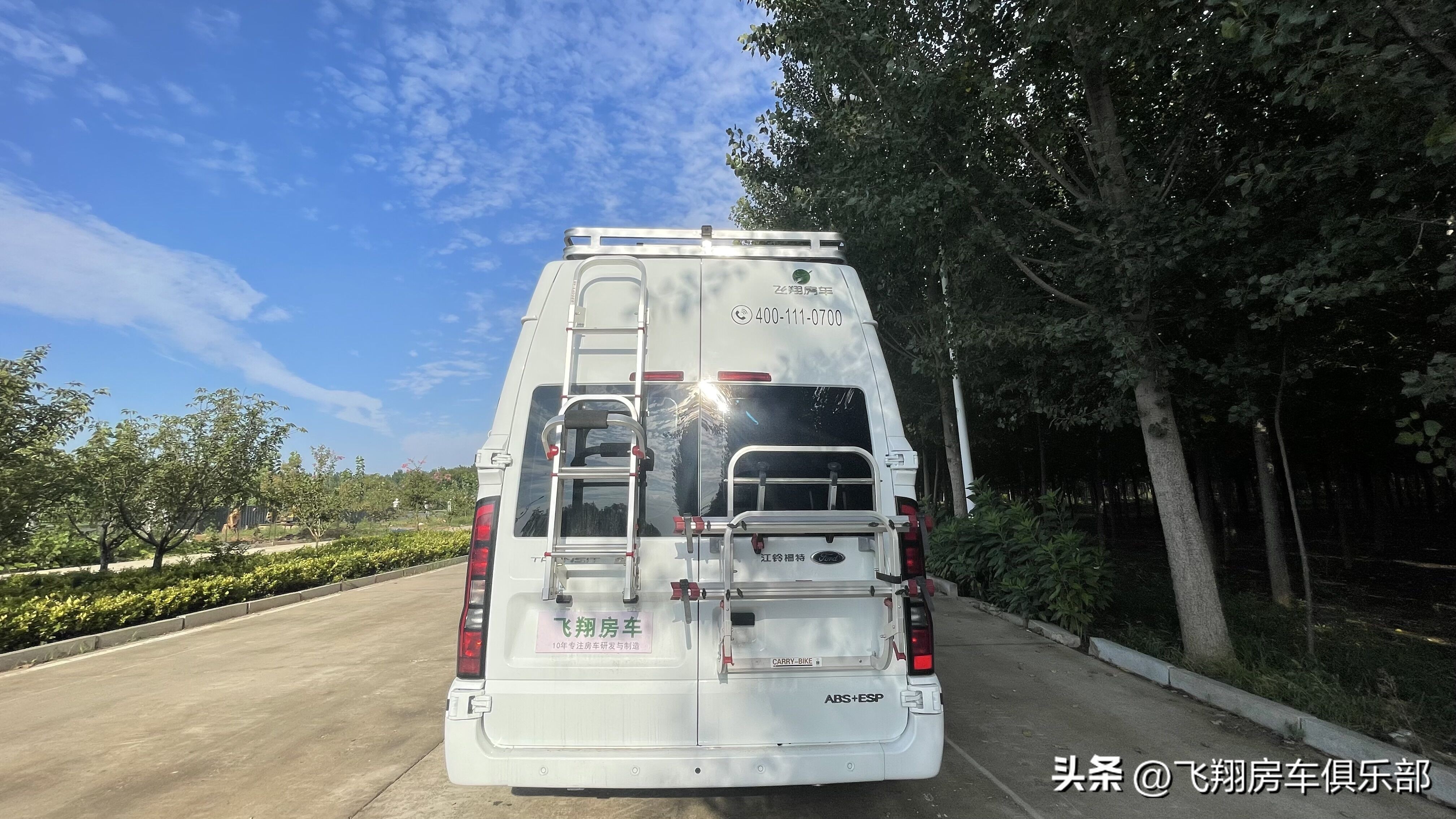 大空间房车二层别墅,福特新全顺房车6座4卧b型房车
