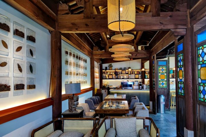 这座好吃好玩好住的云南小城，我劝你一定早点去