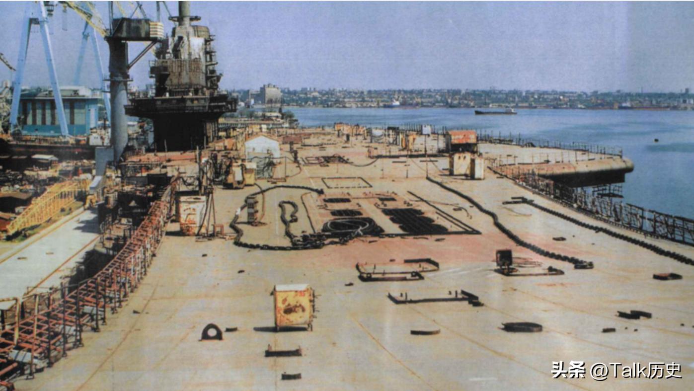 辽宁舰曾经被哪个国家扣留过,辽宁舰回国时给了土耳其10亿没有