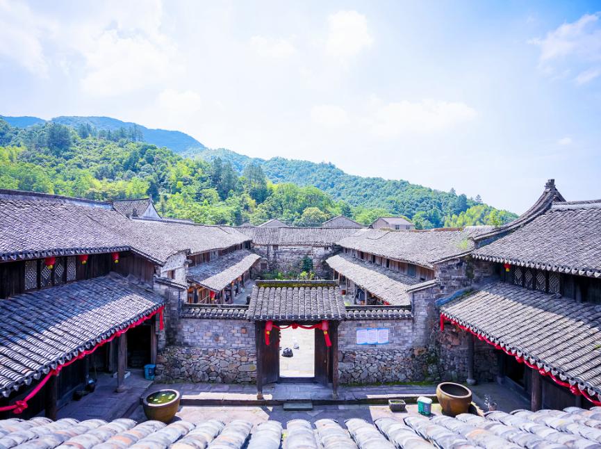 东海最后一处冷门小县城，藏了个海上仙子国，一口小海鲜封神