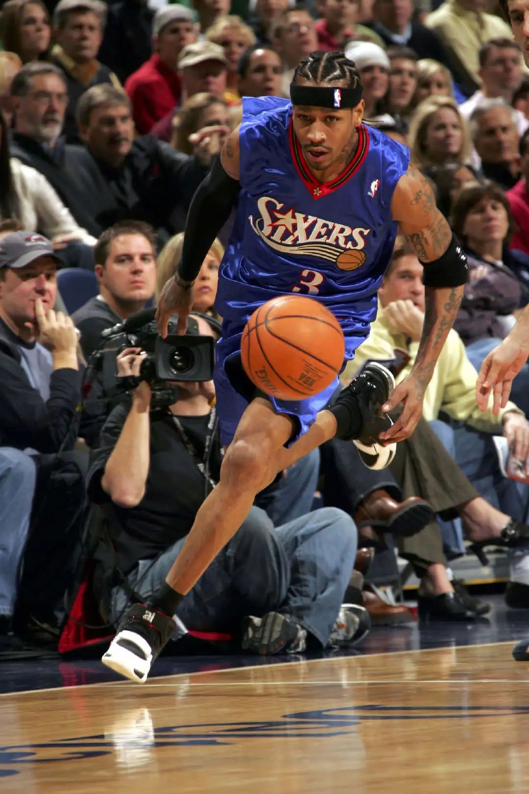 艾弗森第1双签名鞋实战,盘点艾弗森未复刻的签名鞋