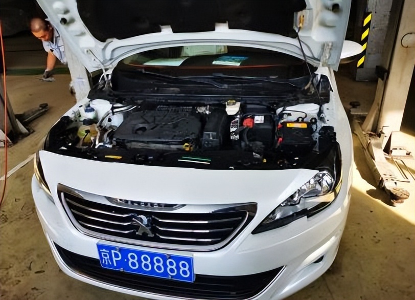 标致408ec8发动机维修手册,老款408烧机油怎么维修