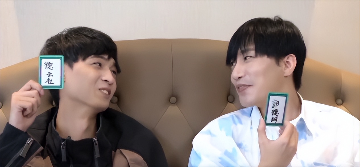 何超莲和尚九熙是不是发小,何超莲尚九熙关系